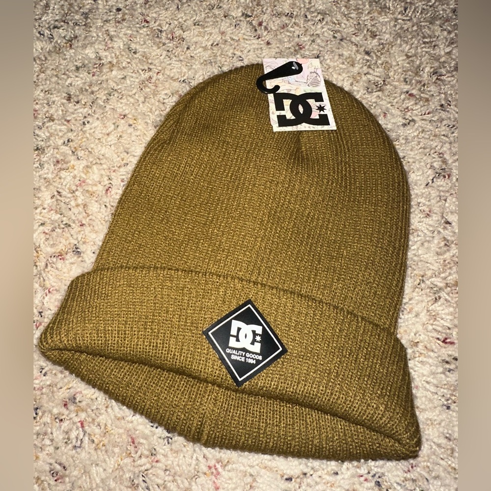 Beanie Beanie Green/brown🤎💚 hat warm cozy beanie dc